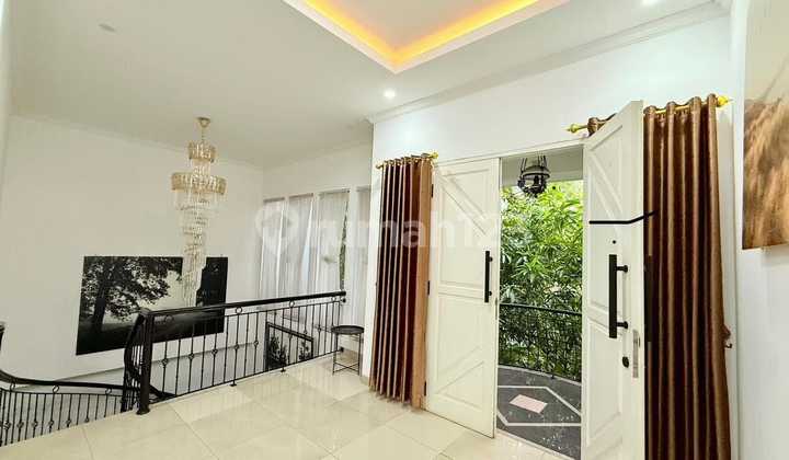 Luxurious 2-story house ready to occupy, strategically located in Galaxy Park, Bekasi. 2