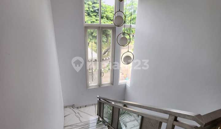 Rumah mewah 2 lantai full furnished siap huni di cipondoh Tangerang 2