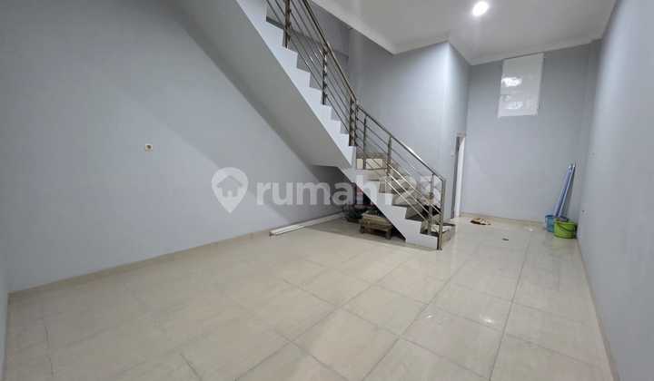 3-Storey Shop House Ready to Occupy, Strategic Location in Pejuang Jaya, North Bekasi. 2