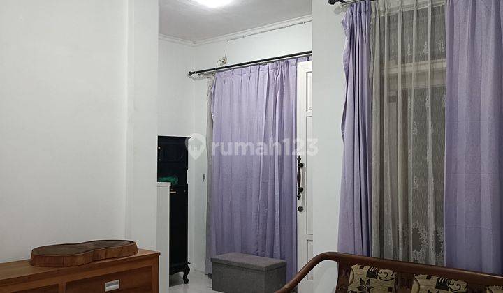 Rumah 3 Lantai 2.6 M SHM di Cipinang Jatinegara Jakarta Timur 2