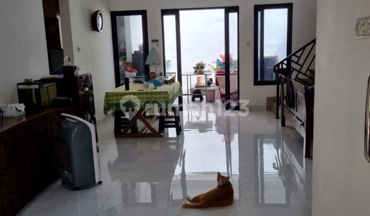 Rumah 2 Lantai Bagus SHM di Cluster Di Jl Ratna Jatibening Bekasi 2
