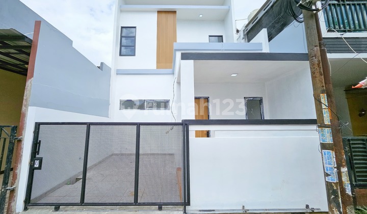 Rumah baru renovasi 2 lantai siap huni di pondok ungu permai Rumah baru renovasi 2 lantai siap huni di pondok ungu permai