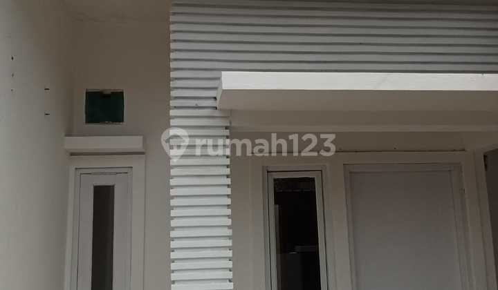 Rumah sederhana siap huni tanah luas 135 m2 di mustikajaya Bekasi 2