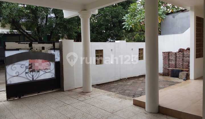 Minimalist house, spacious and ready to occupy in Bintang Metropol, North Bekasi. 2