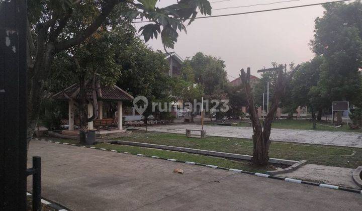 Rumah 2 Lantai Bagus SHM di Jatiwaringin Asri Pondok Gede Bekasi 2