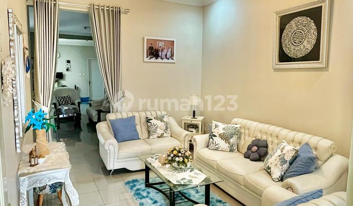 Rumah luas 2 lantai strategis siap huni di jl utama galaxy Bekasi Rumah luas 2 lantai strategis siap huni di jl utama galaxy Bekasi