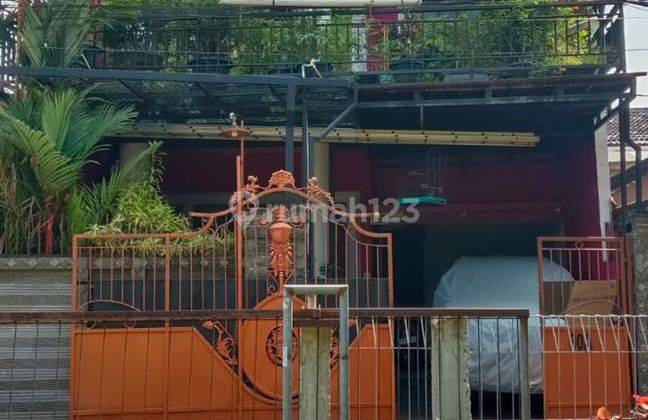 Rumah 3 Lantai Bagus Asri SHM di Munjul Cibubur Jakarta Timur 1