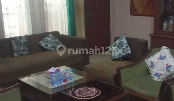 2-Story House for Sale Below Market Price in Pondok Kelapa, East Jakarta 2