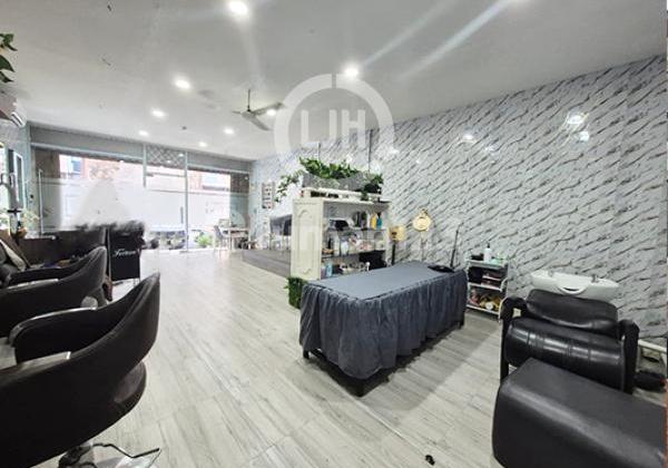 For Sale, Three-Story Shop House in Penuin, Lubuk Baja 2