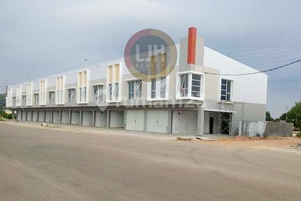 Dreamland Square 2-Story Ready-to-Use Shop House Dreamland Square 2-Story Ready-to-Use Shop House