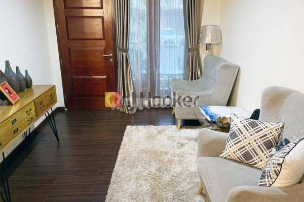 Rumah Furnished 2 Lantai Siap Huni Di Villa Panbil 2