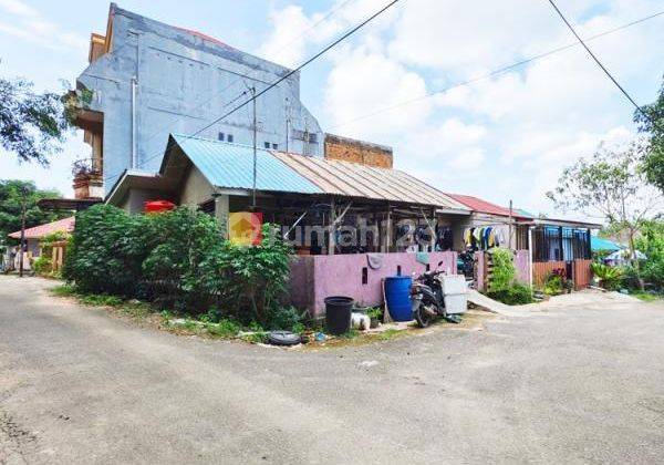 Rumah Hook Di Perumahan Taman Sari Hijau 2