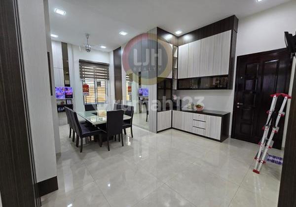 Dijual Rumah Cantik Mewah Siap Dihuni di Baloi Nagoya Jl. Dahlia 2