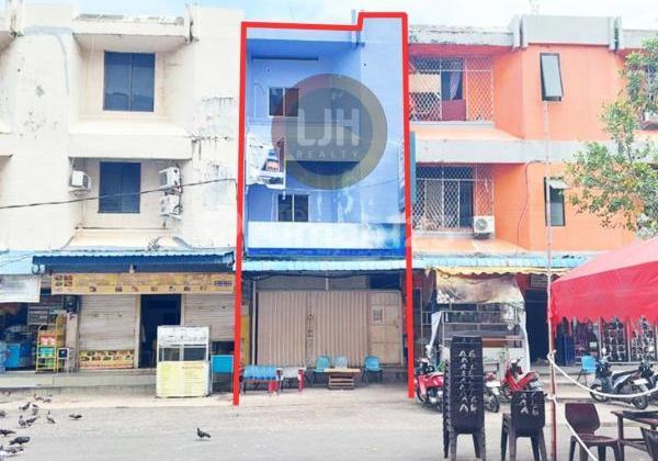 Dijual Ruko untuk Kost di Nagoya Center Dijual Ruko untuk Kost di Nagoya Center