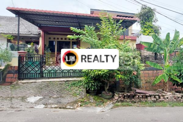 Rumah 2 Lantai Siap Huni di Tiban Rumah 2 Lantai Siap Huni di Tiban