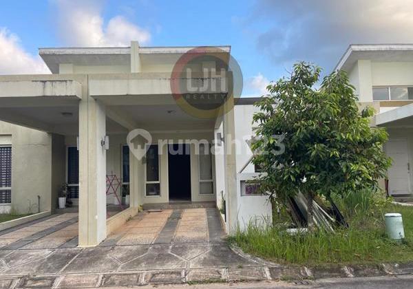 For Sale House in Orchard Park Cluster Vitis Batam Center