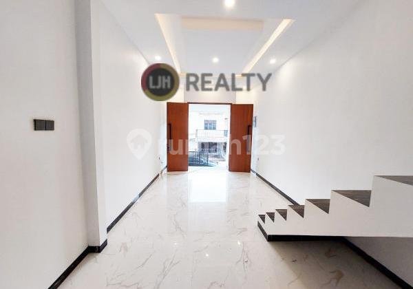 For Sale House in Pine Garden Tiban 2 Floors 2