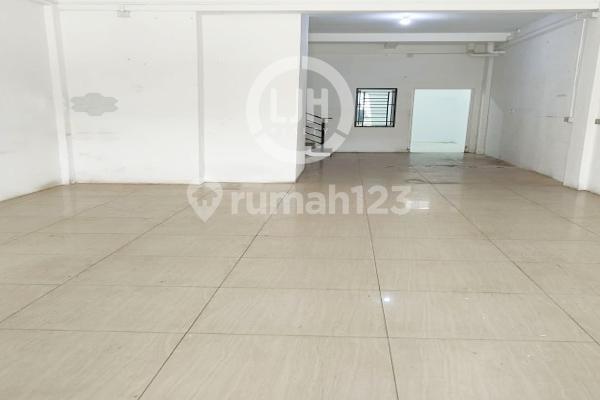 For Rent: 3-Story Ruko in Tropicana Residence near Pasir Putih, Bengkong Sadai, Batam City 2