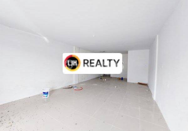 Ruko Hook Di Komplek Ruko Bumi Agung Permai 2