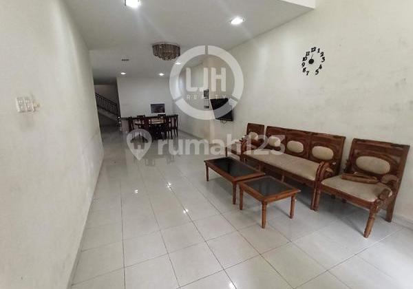 For Rent House in Beverly Green 2 Floors in Batam Centre