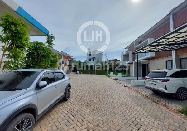 For Sale House in Lavish Hill, Batam Centre 2