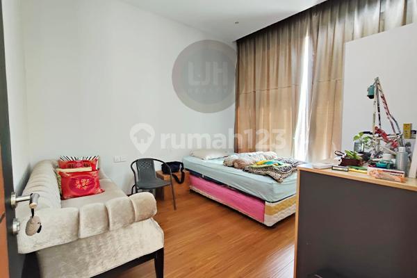 For Sale: 2-Story Grand Summit Southlink House in Tiban 2