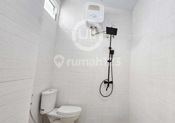 Rumah Cluster Hook 2 Lantai Siap Huni di Rexpark Terrace