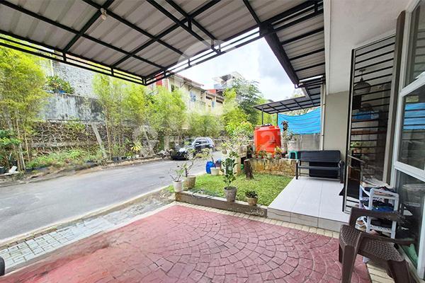 For Sale Royal Grande House in Batam Centre 1.5 Floors For Sale Royal Grande House in Batam Centre 1.5 Floors