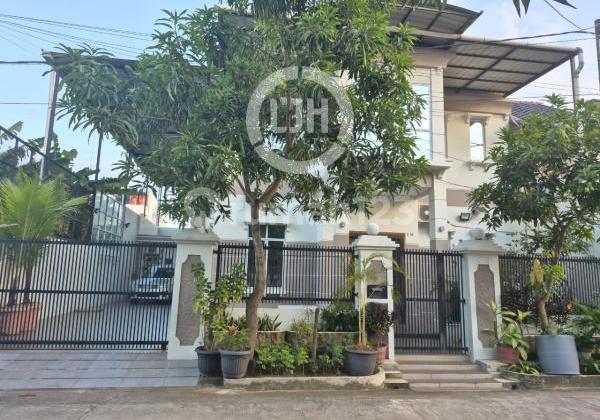 For Sale: Two-Story Villa Marina House