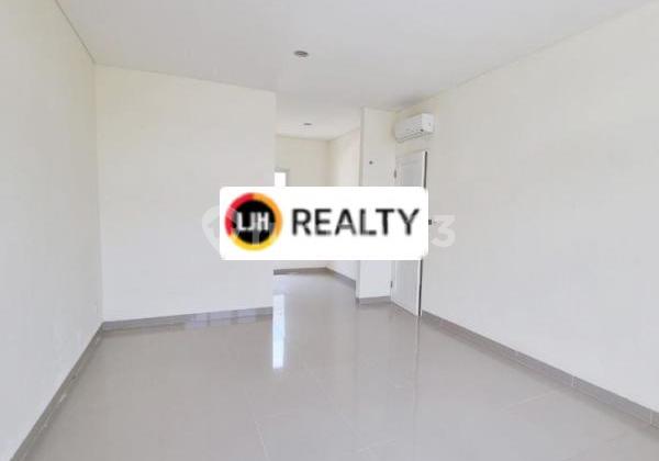 2-Story Cluster House in Elite Orchard Park Housing 2