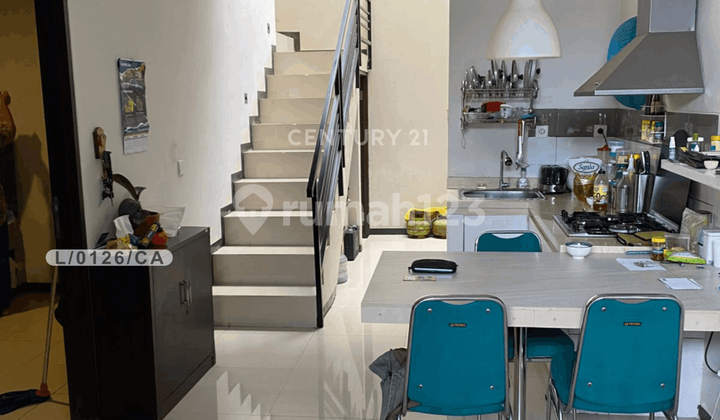 Rumah Nyaman Lokasi Strategis di Kota Baru Parahyangan Bandung