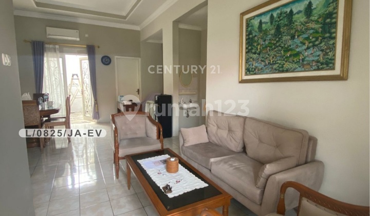 Rumah Siap Huni dan Strategis di Kota Baru Parahyangan Bandung