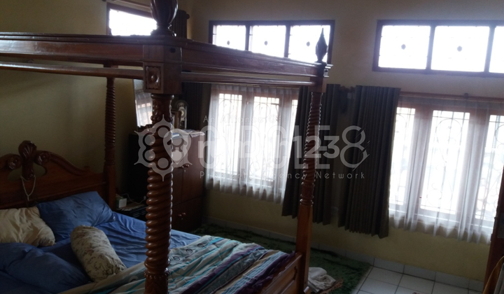 House and 14-Room Boarding House in Dago Area, Bandung 2