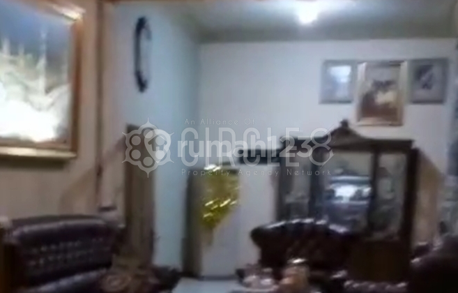 Rumah luas 6 kamar di Kiaracondong, Bandung