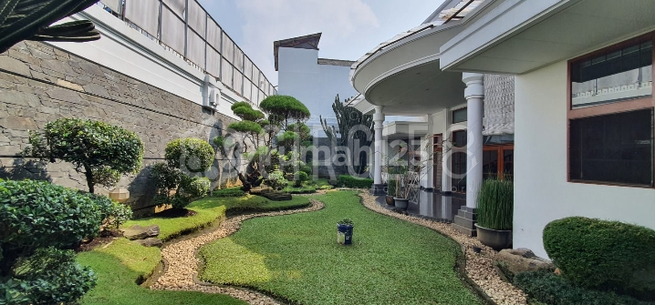 Rumah Coblong, Bandung Semi Furnished Rumah Coblong, Bandung Semi Furnished