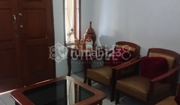 Rumah nyaman di Sari Indah Kiaracondong Bandung
