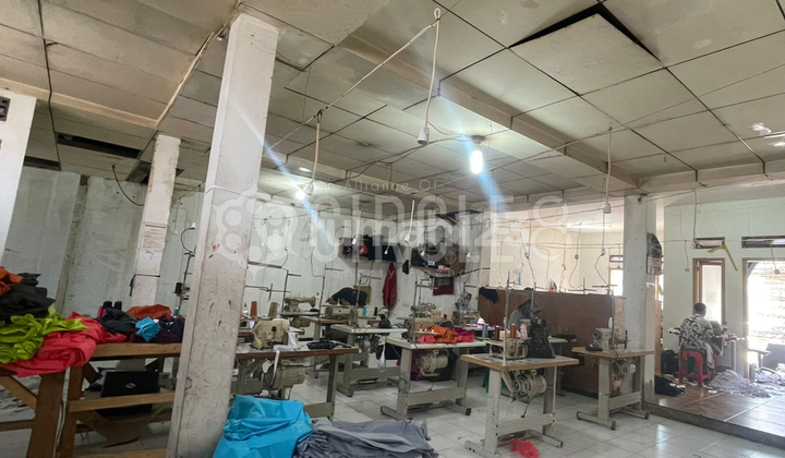 Rumah ex-konfeksi di Kiaracondong, Bandung