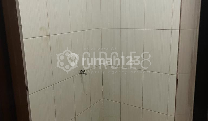 Kost 20 Kamar WC Dalam di Kiara condong, Bandung