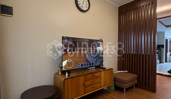 Rumah Semi Furnished di daerah Dago, Bandung Rumah Semi Furnished di daerah Dago, Bandung