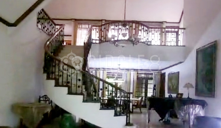 Rumah Kontrakan Semi Furnished Sayap Dago, Bandung