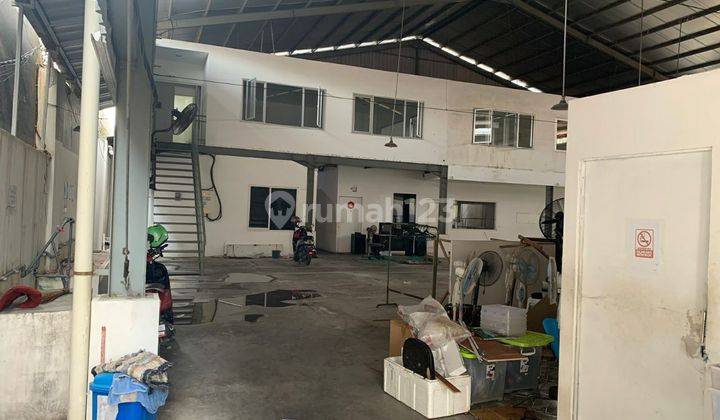 Disewakan Gudang Raya Bronggalan  2