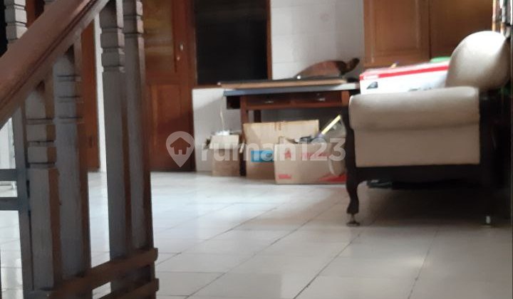 Rumah Tengah Kota Jln Ogan Strategis Cocok Utk Usaha Cafe Resto 2