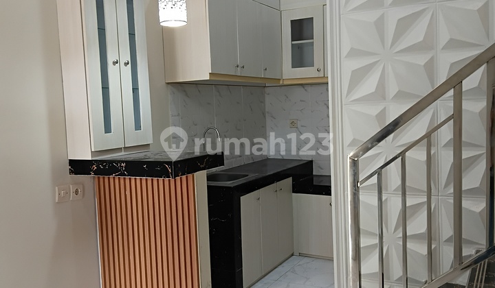 Rumah Baru Karangasem Dkt Pusat Kota Kampus Unair Uwm Ums Gubeng