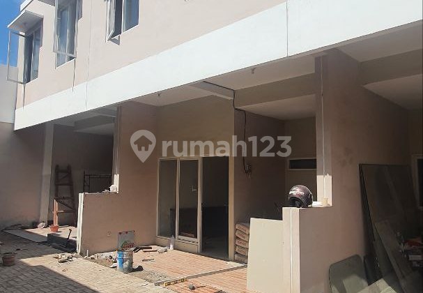 New House in South Kutisari Near Petra University Jemur Andayani Industrial Area