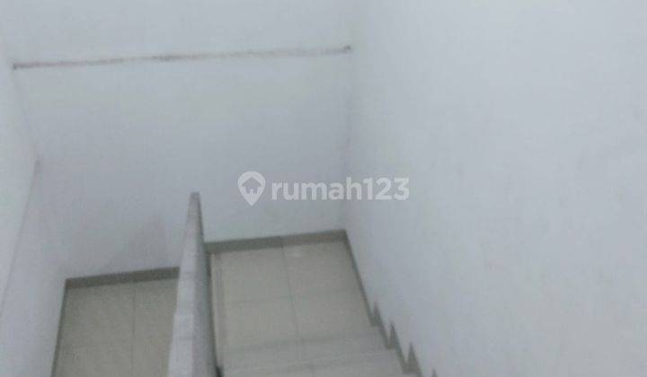 Dijual Kostan di Cluster Taman Simprug 2