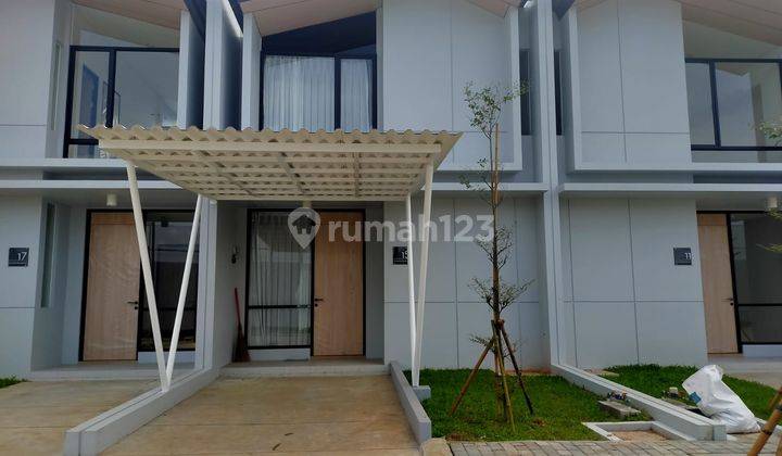 Disewakan Rumah Waterfront Semi Furnished 1