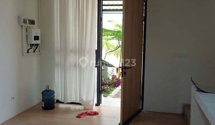 Disewakan Rumah Waterfront 1