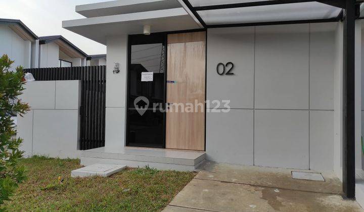 Disewakan Rumah Cluster Waterfront Lippo Cikarang 1