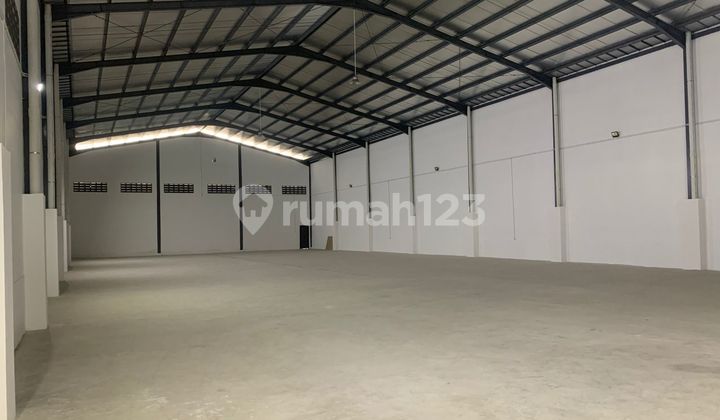 Disewakan Gudang Dalam Kawasan Industri Deltasilicon