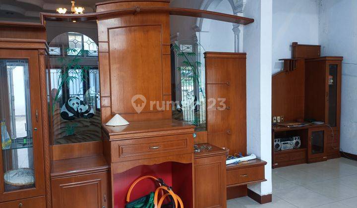 Kompleks Cemara Asri Jalan Sikas Nomor 11 A Dijual 4